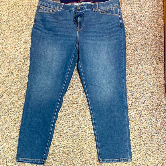 Tommy Hilfiger 20 W jeans. Slimming fit. Light blue denim. - Picture 1 of 4
